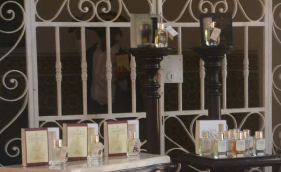 Proyecto de desarrollo local en Remedios lanza colección de perfumes Aromas de Leyendas