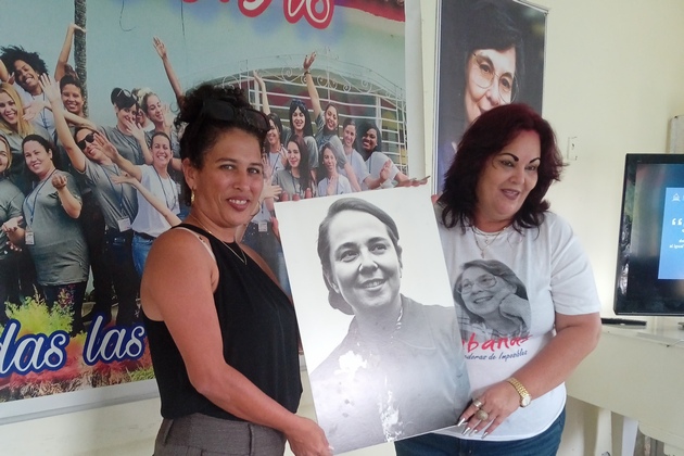 Villaclareñas rinden homenaje a Vilma Espín, en aniversario de su desaparición física 