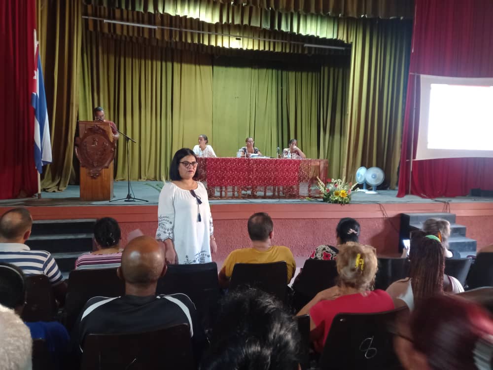 Electa gobernadora de Villa Clara diputada al Parlamento por Santo Domingo