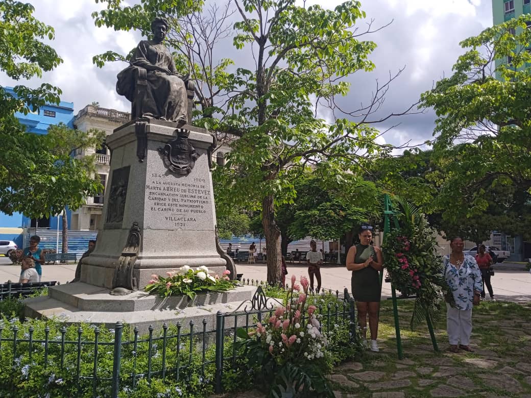 Homenaje a Marta Abreu y Entrega del Premio Literario Fundación de la ciudad de Santa Clara