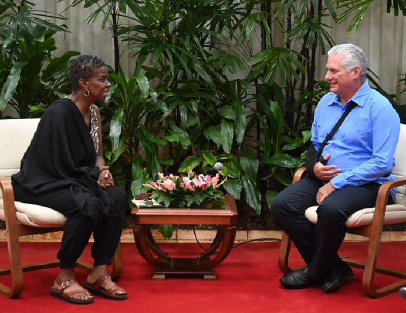 Díaz-Canel recibe a Gail Walker con la gratitud de los amigos