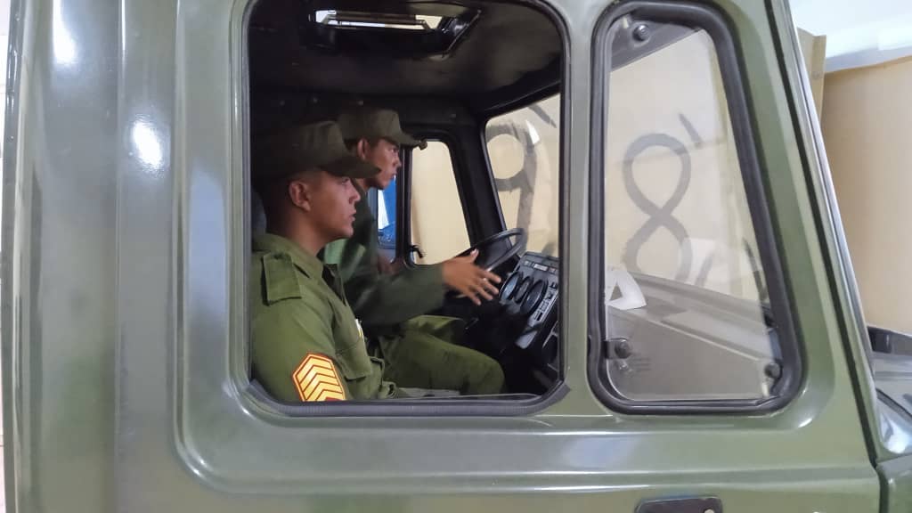 Curso de preparación de choferes, oportunidad para jóvenes del Servicio Militar Activo