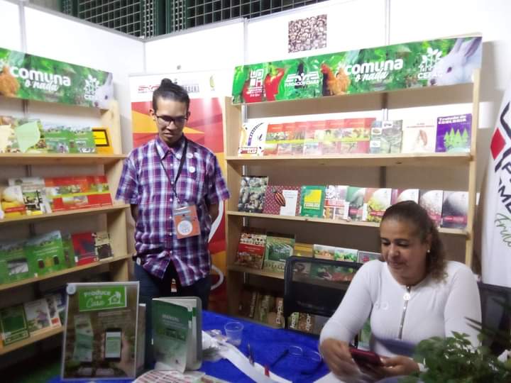 Destacada presencia cubana en XV Feria del libro de Caracas