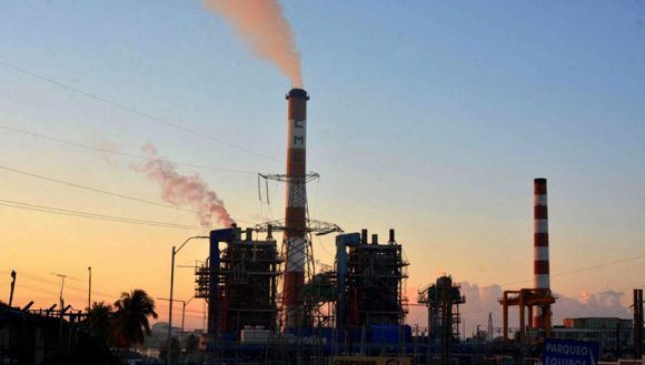 Parlamento cubano analiza recuperación energética nacional