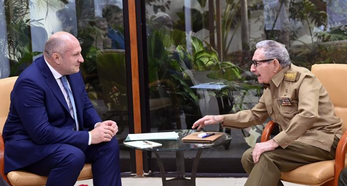 Recibió Raúl al Ministro de Situaciones de Emergencias de la Federación de Rusia