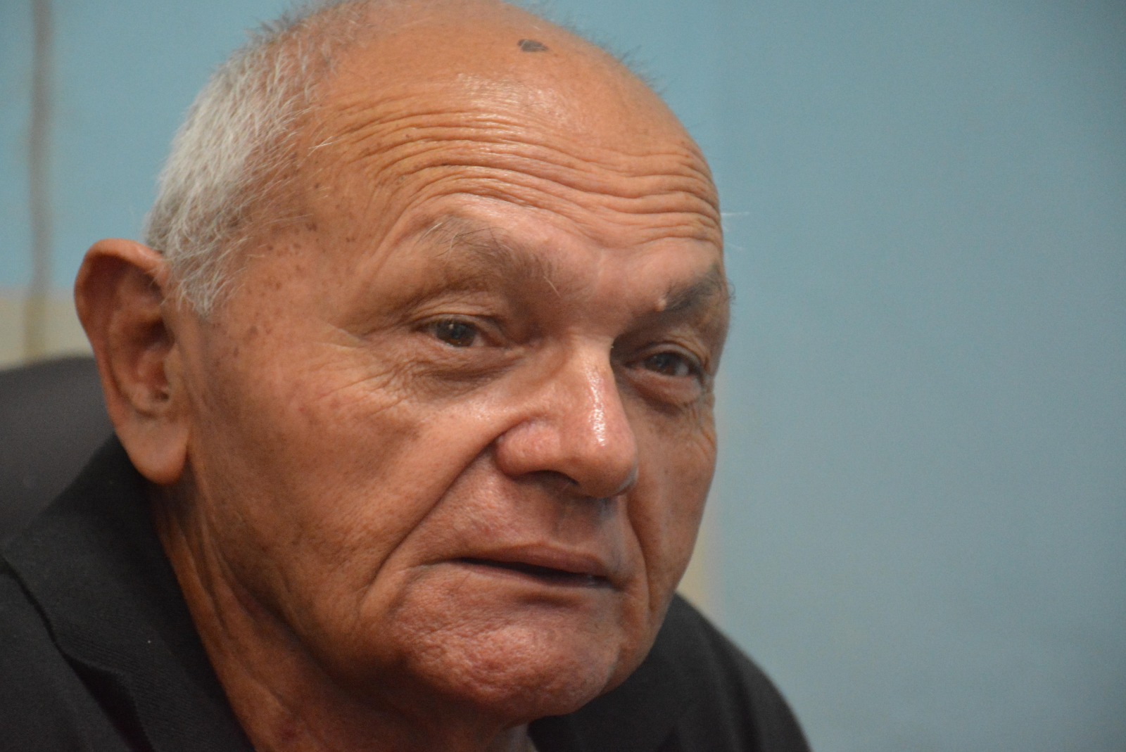 Miguel Homes Bolaños, un educador-económico vencedor de obstáculos y dificultades