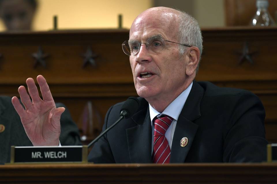 Senador de EEUU exhorta a Biden eliminar a Cuba de lista terrorista