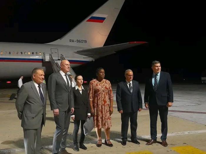  Durante su estancia en la Ciudad Héroe, el Vicepresidente del Gobierno ruso visitará sitios de interés histórico. 
