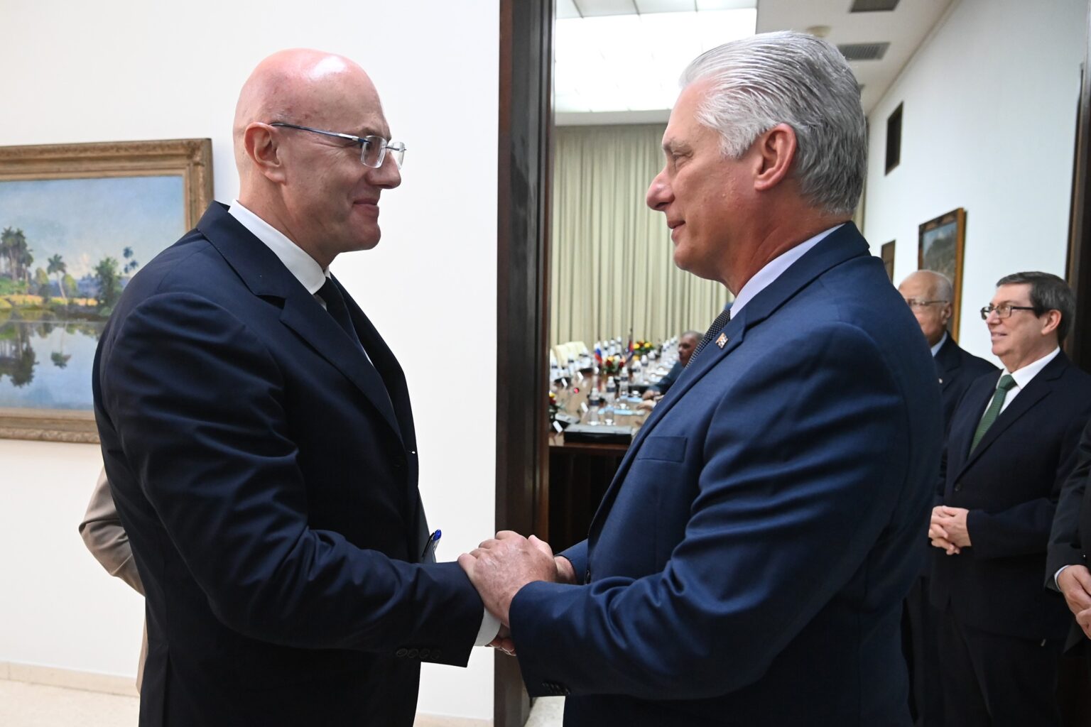 Díaz-Canel recibe a Chernyshenko: Cuba y Rusia consolidan sus nexos