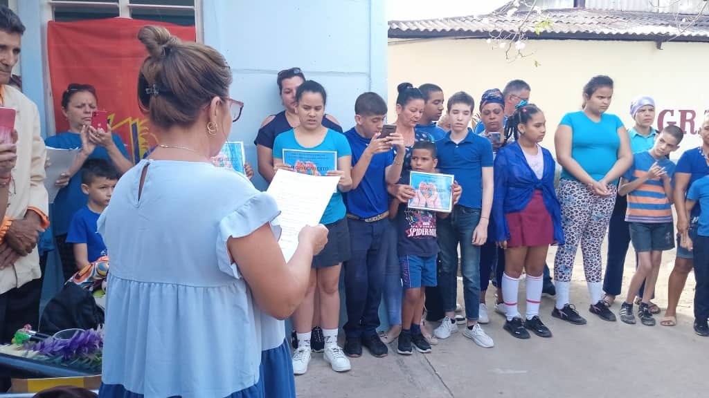 Distingue la Escuela Especial "Rolando Pérez Quintosa" de Santa Clara por atención adaptada a las características de sus estudiantes