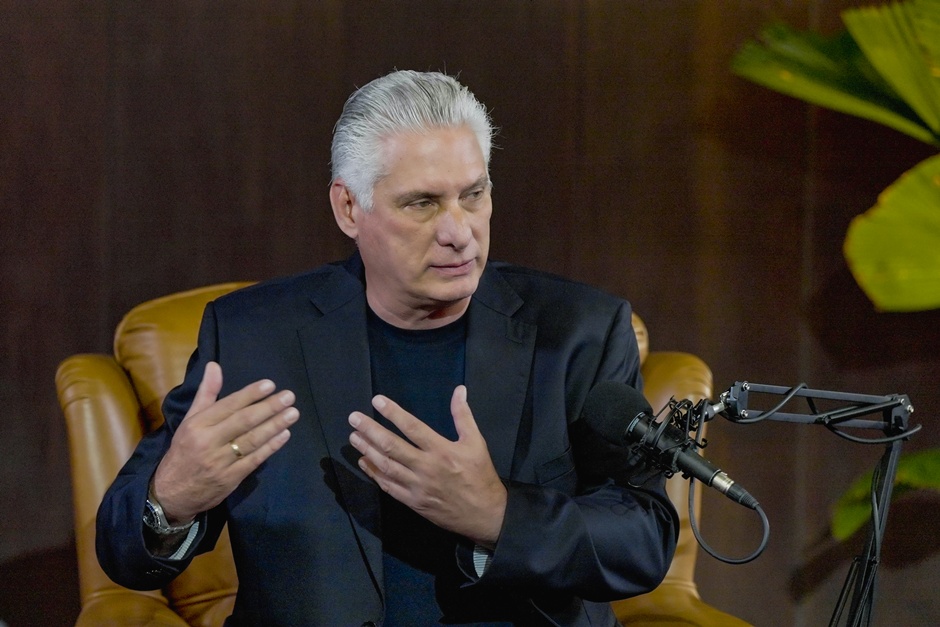 Díaz-Canel: El pueblo cubano todos los días está dando lecciones de ejemplaridad y heroísmo (+ Fotos y Video)
