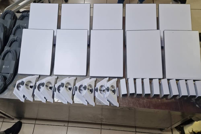 Aduana impide entrada a Cuba de equipos ilegales de comunicaciones satelitales