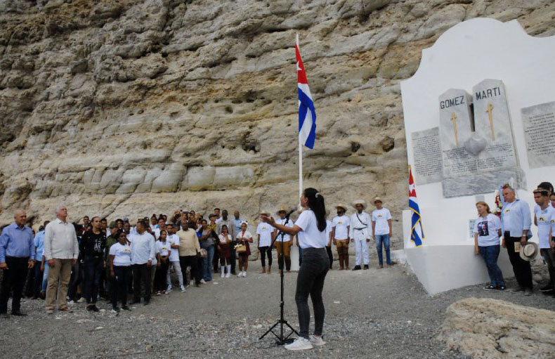 Presidió Díaz-Canel acto nacional en Playita de Cajobabo