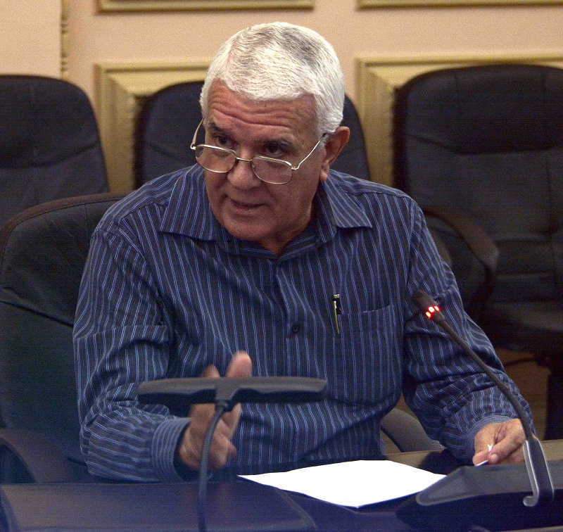 Consejo de Estado analiza marcha del plan de la economía cubana