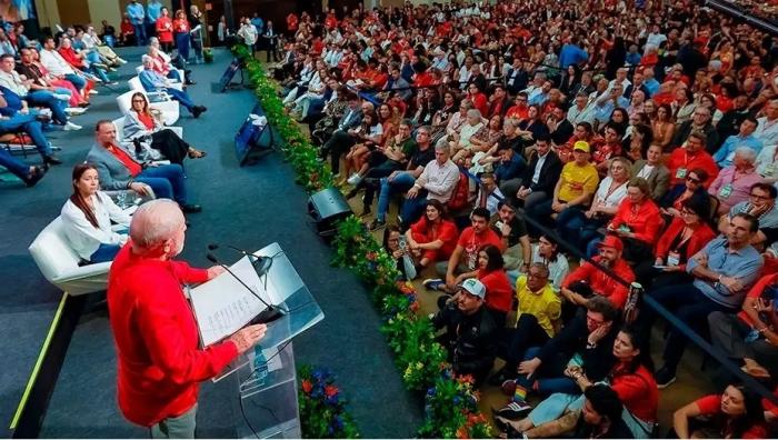 Lula da Silva confirma intención de presentarse a presidenciales de 2026 y denuncia vínculos fascistas con Estados Unidos