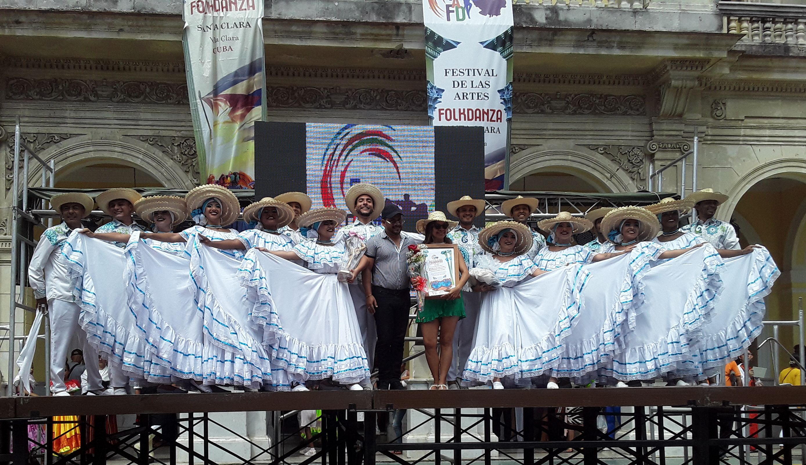 Concluyó en Santa Clara cuarta edición del Festival Folkdanza