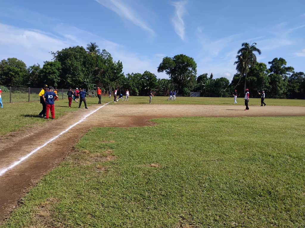 El equipo de la UEB Chiquitico Fabregat defenderá  la corona provincial de la 43 Liga Azucarera  de Béisbol