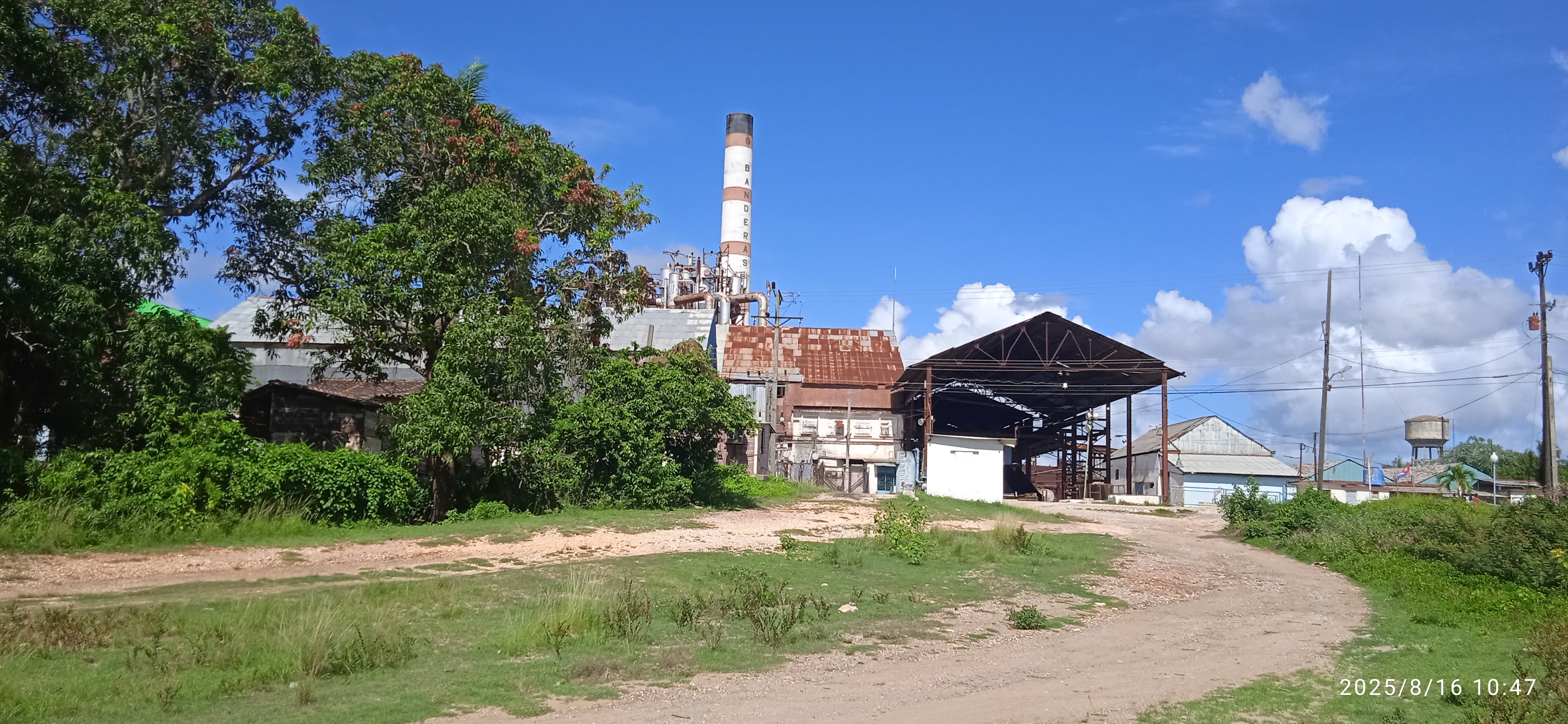 El central refinería Quintín Bandera se alista para  la Zafra 2025 - 2026