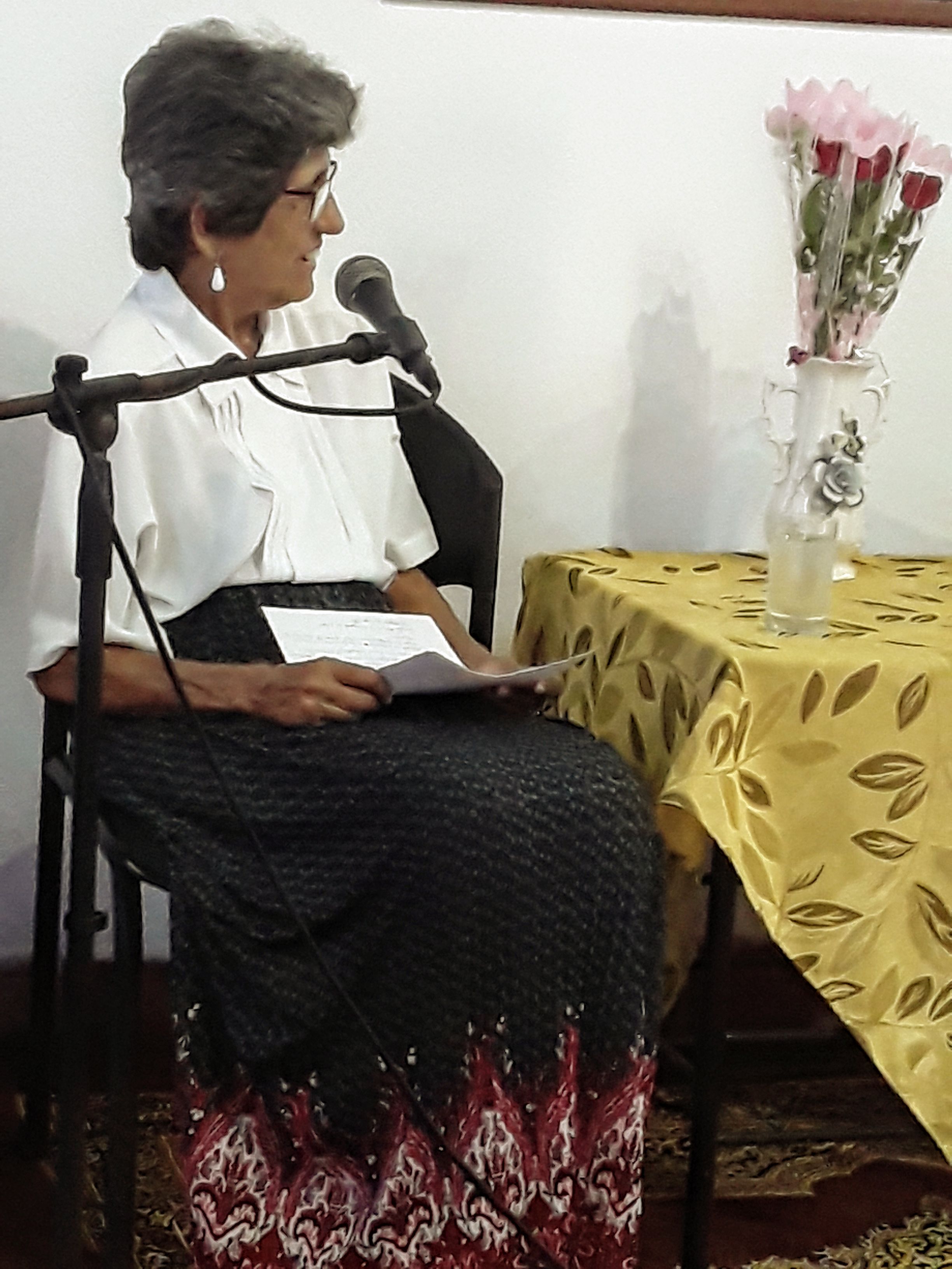 Poético homenaje en la UNEAC
