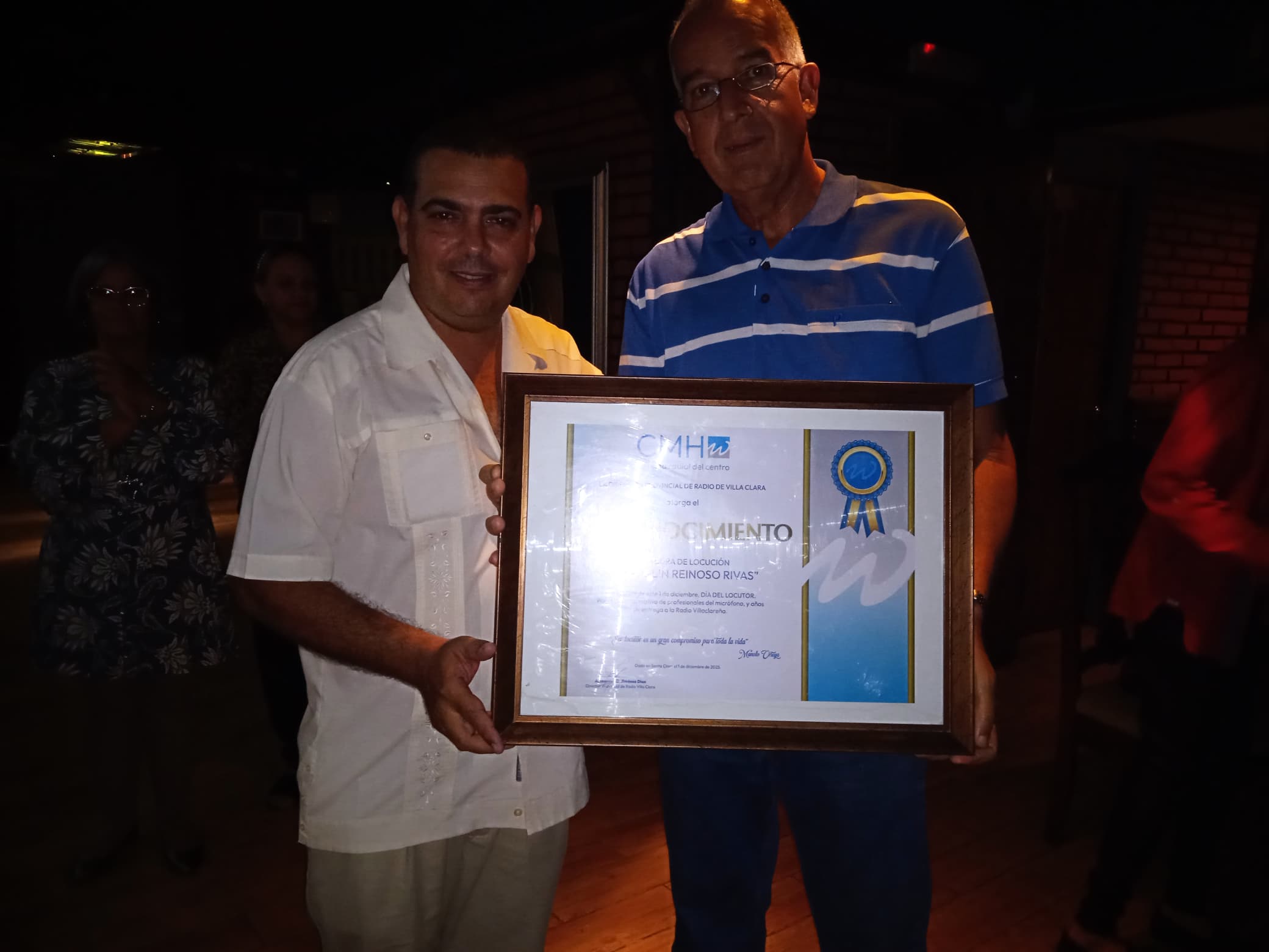 Emotivo homenaje de la Radio villaclareña a los locutores en su día