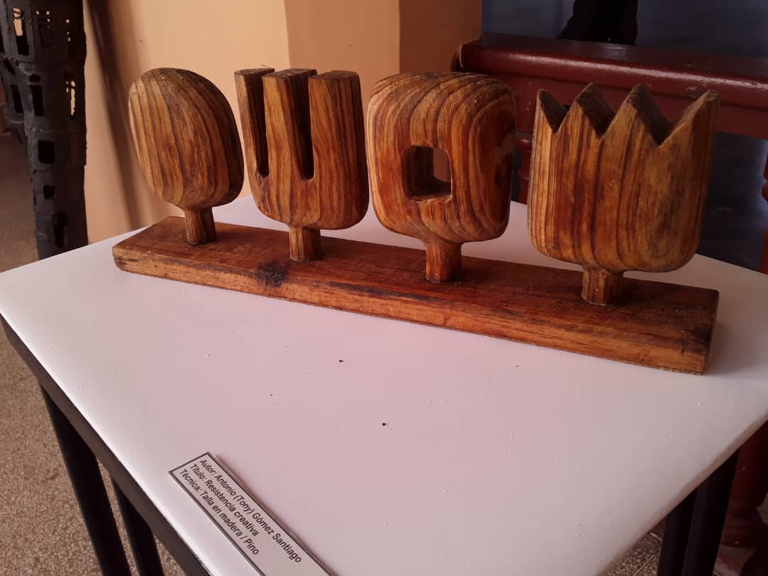 "Espacio maestro": una muestra intergeneracional de escultores