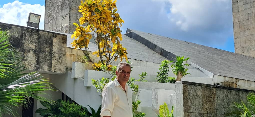 Acometen reparación del Complejo escultórico "Ernesto Che Guevara"