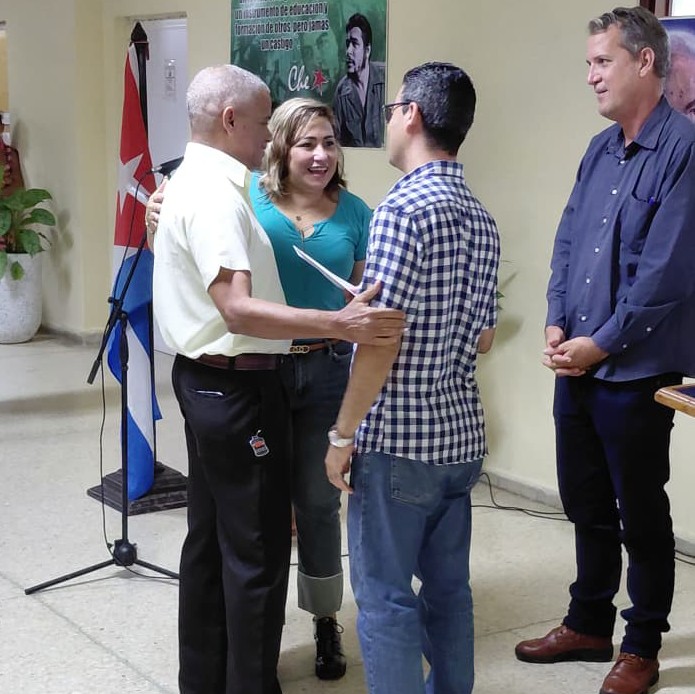 Villa Clara: Reconocen a empresas que apoyaron reparación de Hospital Psiquiátrico Provincial