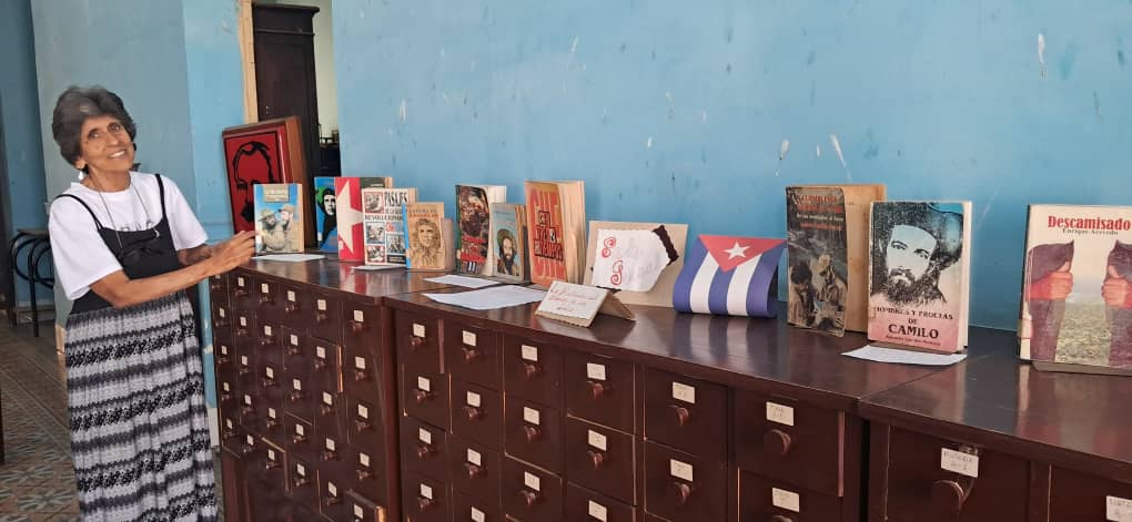 Inauguran en Biblioteca Provincial Martí exposición bibliográfica "Un Río de Bravura"