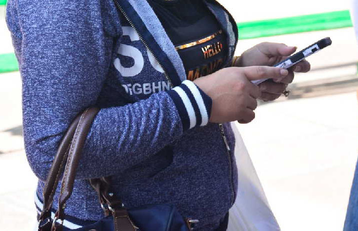 Acceden a telefonía móvil casi ocho millones de usuarios