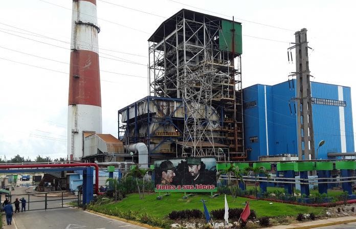 Trabajan en Central Termoeléctrica Antonio Guiteras para subsanar el fallo imprevisto
