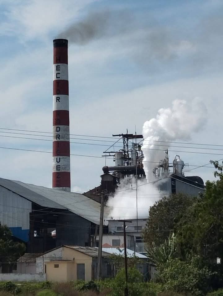 Tras su primera decena de molida el central Héctor Rodríguez.