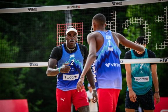 Díaz y Alayo inician con triunfos el Pro Tour de Voleibol de Playa