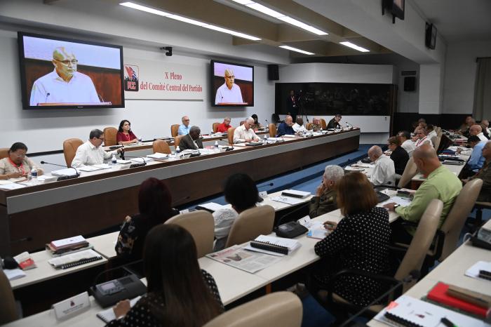 Comenzó X Pleno del Comité Central del Partido Comunista de Cuba