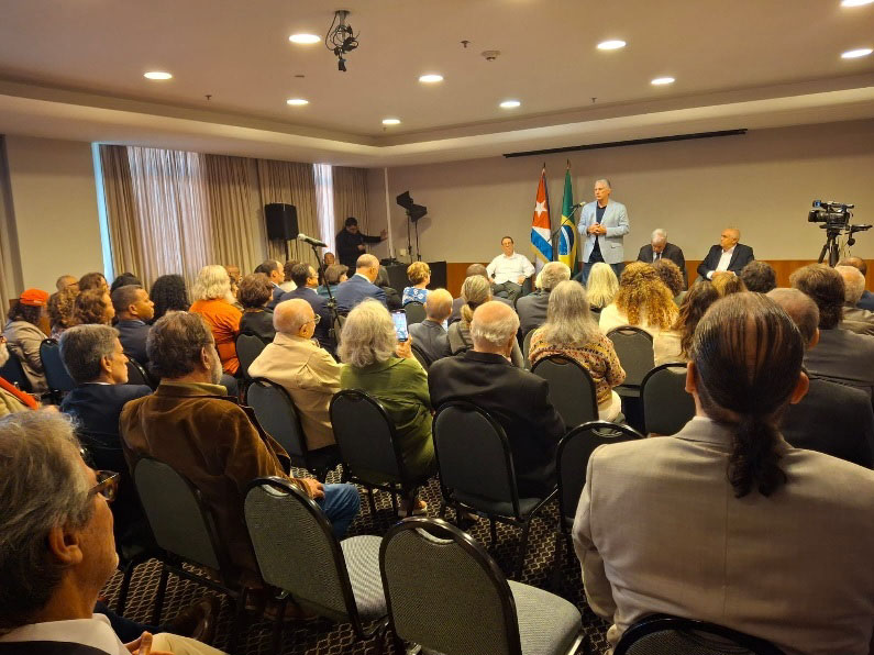 Cuba no se rinde: Díaz-Canel agradece solidaridad brasileña 