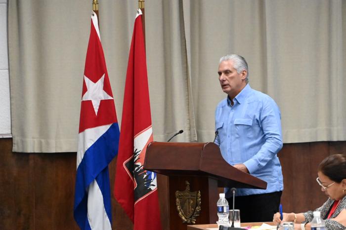 Defender la unidad es la prioridad, porque la existencia misma de la Revolución depende de ella