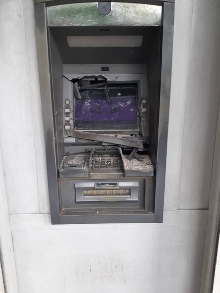 Denuncian hecho vandálico contra cajeros automáticos de La Habana