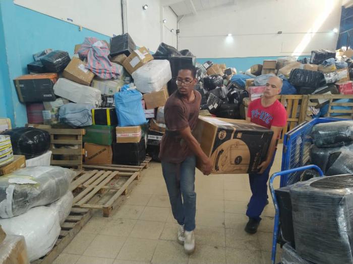 Correos de Cuba enfrenta retrasos en entrega de motos y envíos internacionales