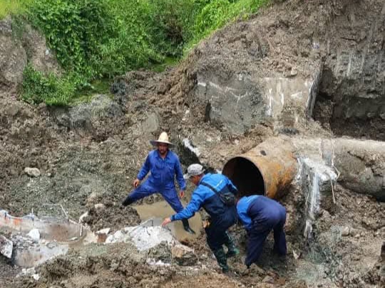 Continúan trabajos en sistema de abasto de agua Minerva-Ochoíta 