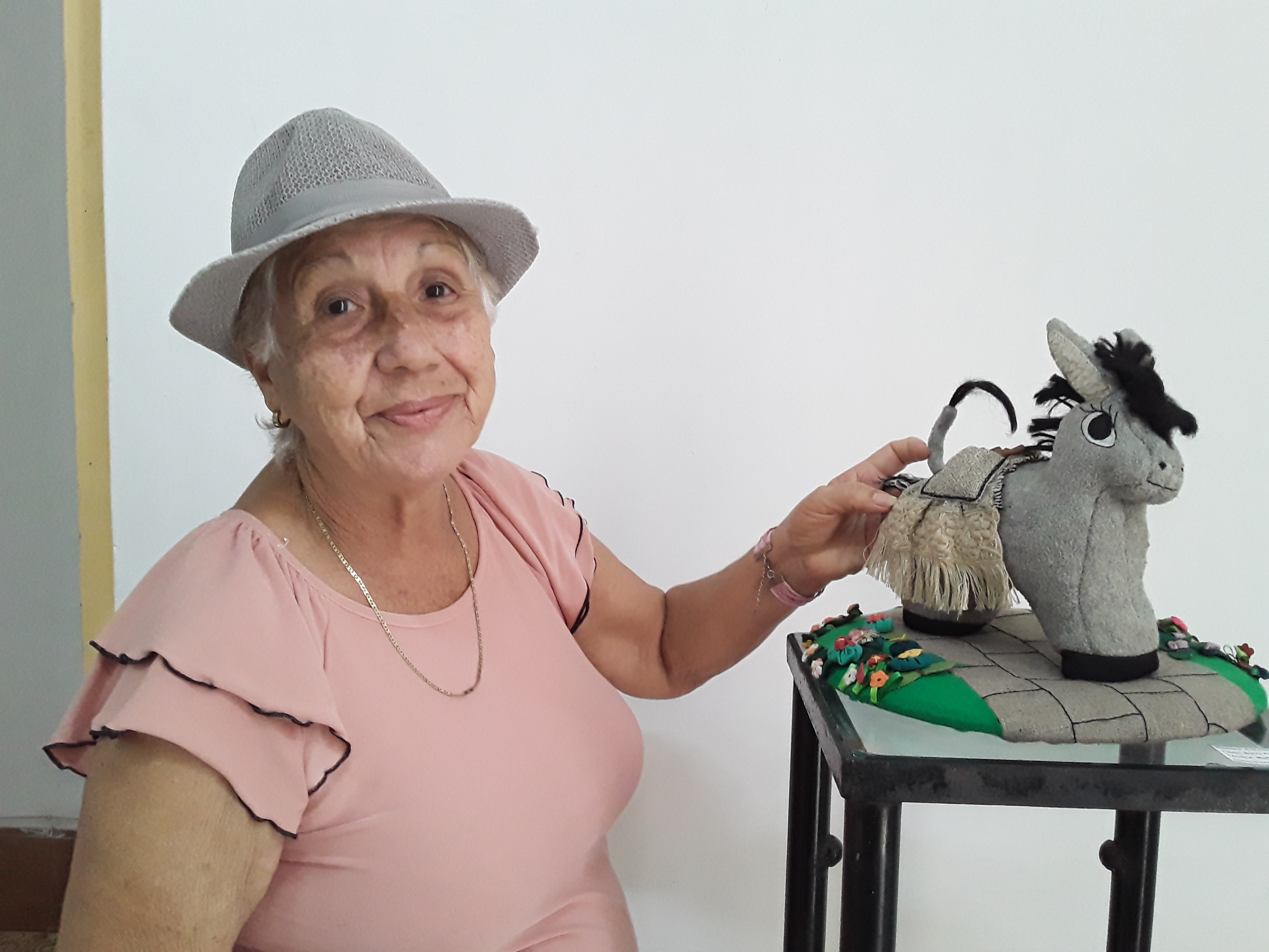 Inauguran Salón de artesanías dedicadas a los niños