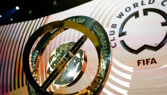 Árbitros portarán cámaras corporales durante el Mundial de Clubes FIFA