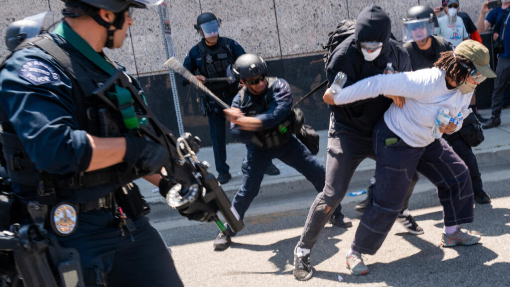 Las protestas migratorias en Los Ángeles no cesan