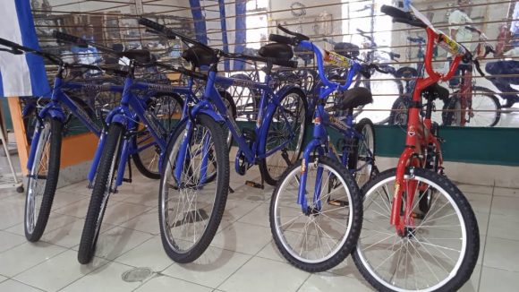 Acuerdo comercial permitirá vender 10 mil bicicletas en moneda nacional