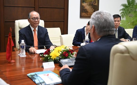 Presidente de Cuba recibe a representante especial del Gobierno chino
