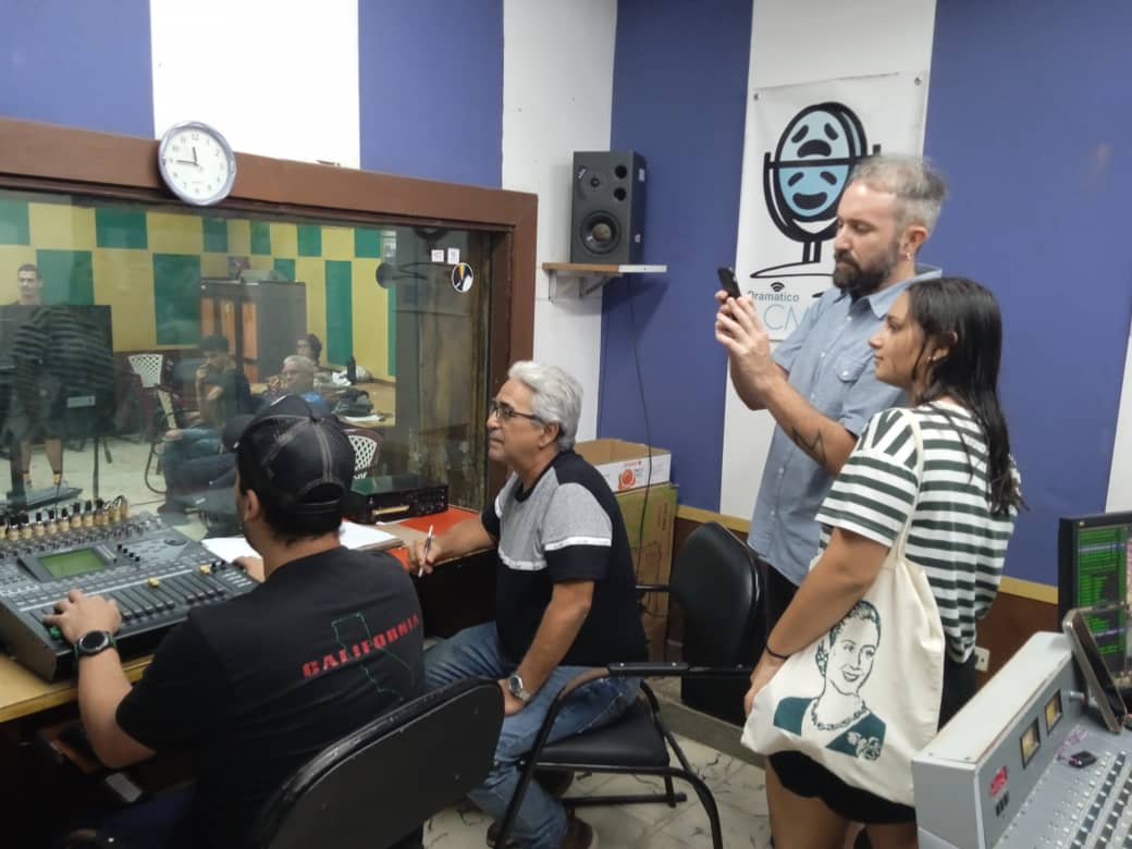 Radialistas argentinos de visita en CMHW 