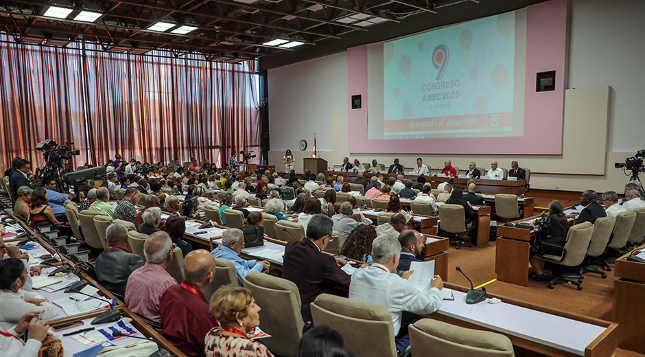 La economía cubana en el centro del debate del noveno Congreso de la ANEC