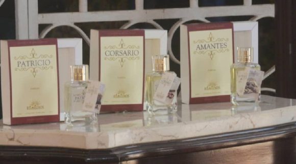 Proyecto de desarrollo local en Remedios lanza colección de perfumes Aromas de Leyendas