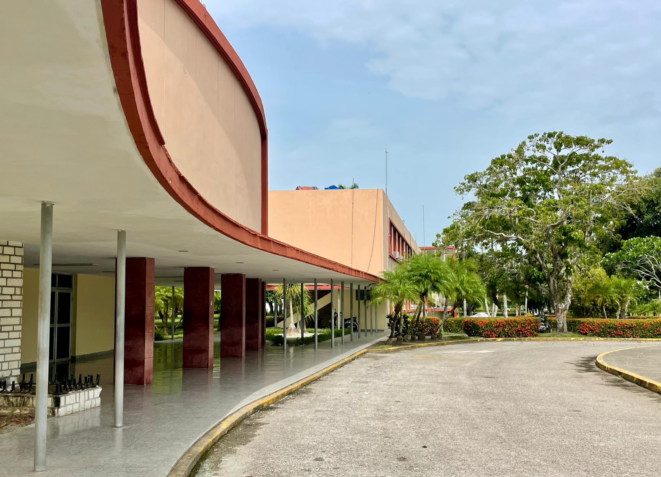 Las graduaciones de este 2025, con sede en el teatro universitario, regresan a sus fechas tradicionales en el mes de julio.