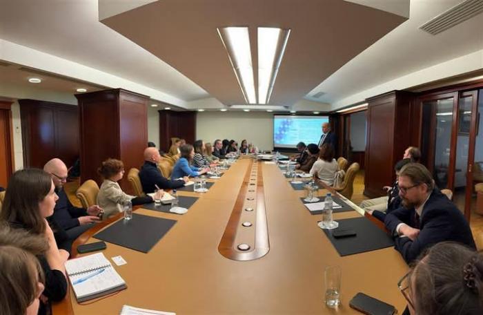 Prevén crear este año la primera empresa mixta biofarmacéutica entre Cuba y Rusia