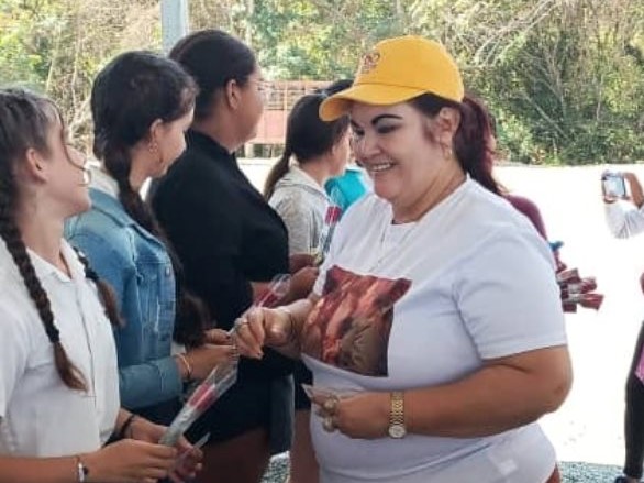 A las puertas de la celebración del Día Internacional de la Mujer, las placeteñas realizaron un encuentro en la finca “La Puntilla” de Falcón, del productor Linnel Marrero Turiño,  para conmemorar la fecha del 8 de marzo con una jornada de trabajo voluntario.
