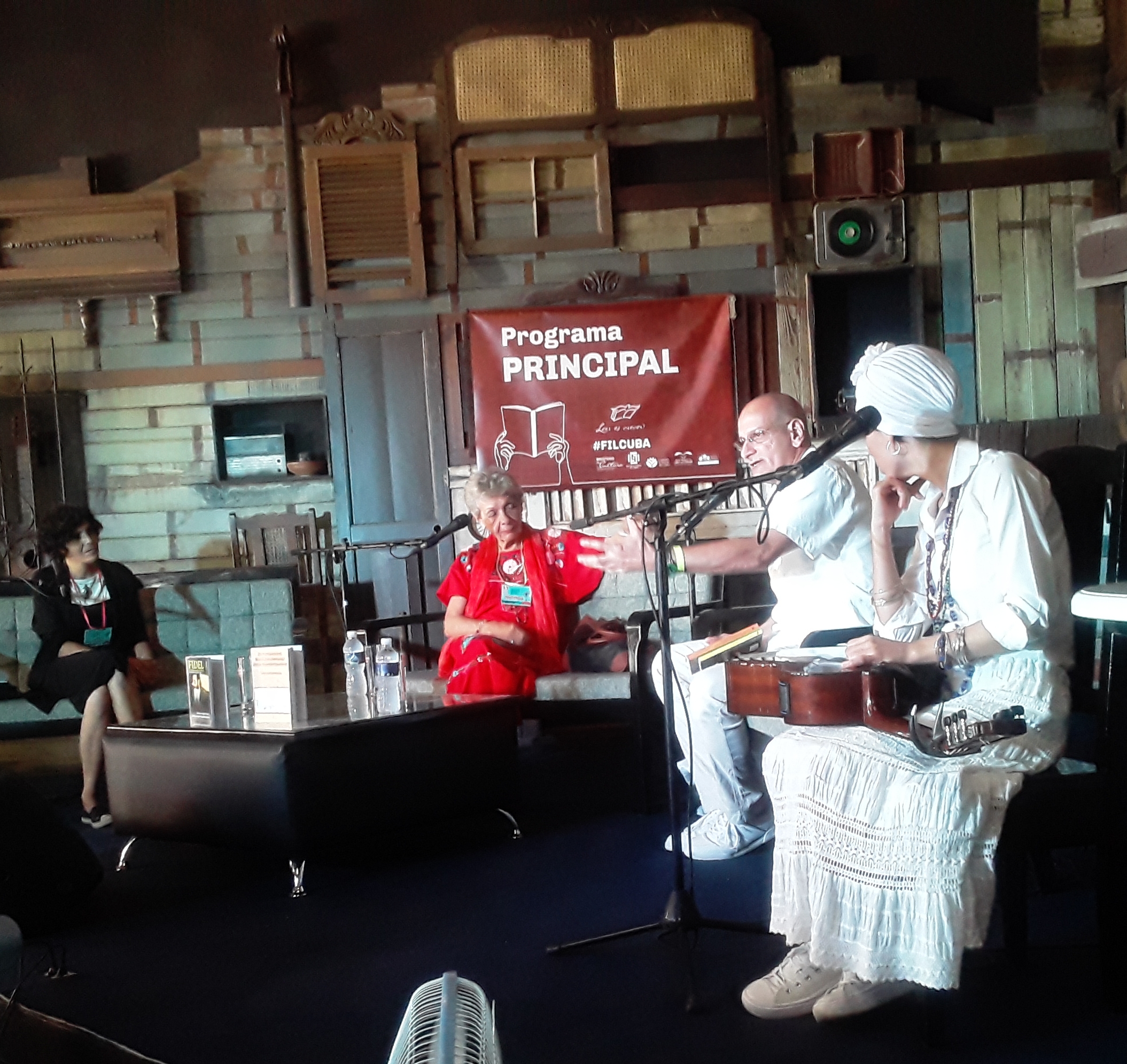 Presentados en Santa Clara títulos de los escritores homenajeados en la Feria